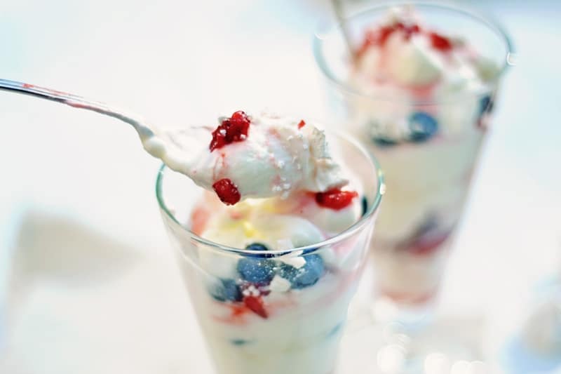 Eton Mess Parfait #LIttleFIggyFood