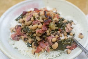 Black Eyed Peas with Collard Greens - @LittleFiggyFood - #WinterWarmers