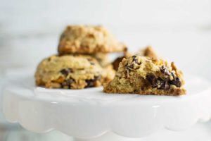 Enjoy a tall glass of cold milk with these tasty treats, Chocolate Chip Pretzel Cookies! Recipe @LittleFiggyFood