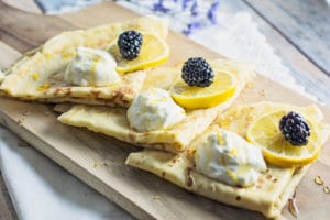 Try these Basic Parisian Crepes and enjoy anytime of day from breakfast, lunch or dinner! Recipe @LittleFiggyFood