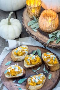 Sage with Butternut Squash Bruschetta recipe, the perfect appetizer pairing for your Thanksgiving gathering! @SonomaCutrer #21andup #SonomaCutrer #ad